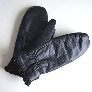 **2 for 15$** Genuine Leather Lined Mittens Black from Danier